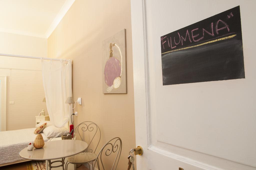 Napul'Art Bed & Breakfast Napoli Oda fotoğraf